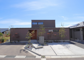 上田モデルハウス　外観　写真